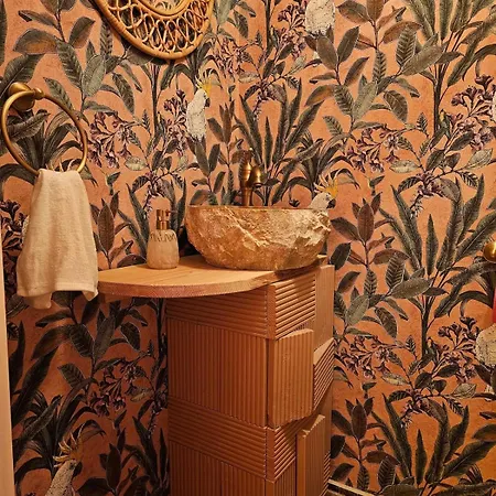 Apartment Stylish Forest View - *