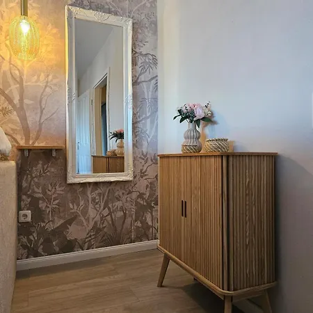 Stylish Forest View - Апартаменты