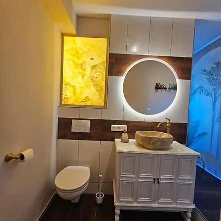 Apartment Stylish Forest View - *