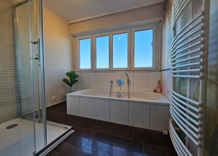 Stylish Forest View - Appartement Augsburg