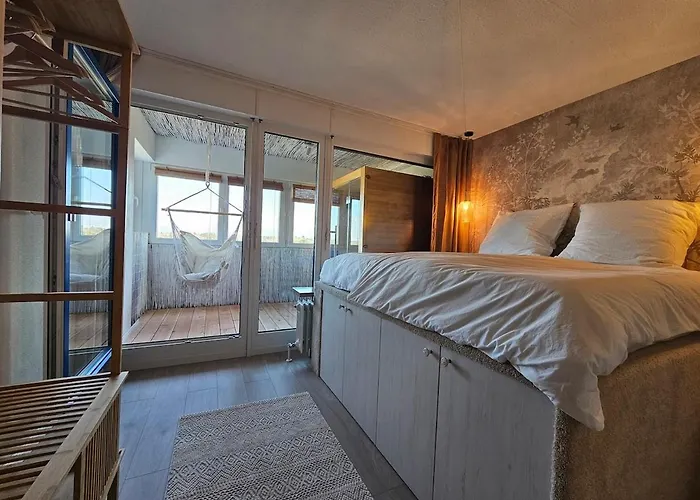 Stylish Forest View - Augsburg