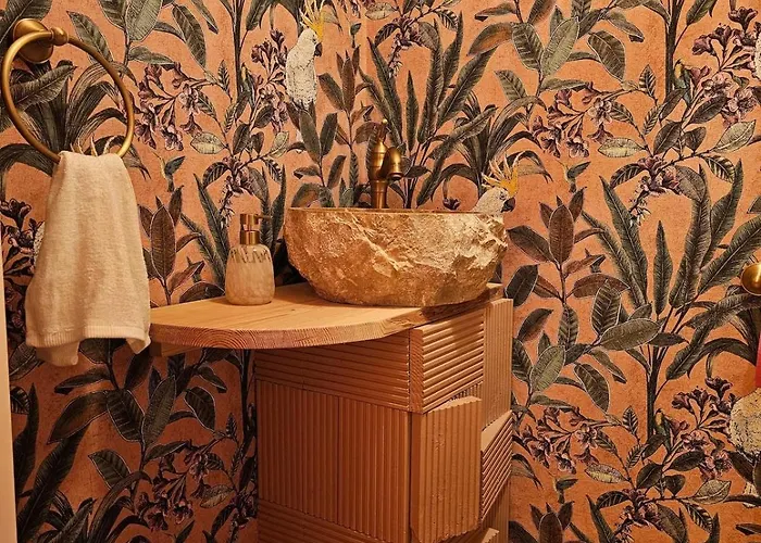 Διαμέρισμα Stylish Forest View - *